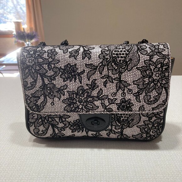 Like New Patricia Nash Chantilly Lace Leather Crossbody/Shoulder Bag - Picture 1 of 9